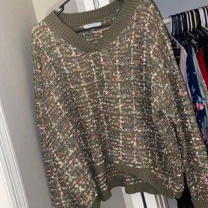 Super cute top. Never worn.